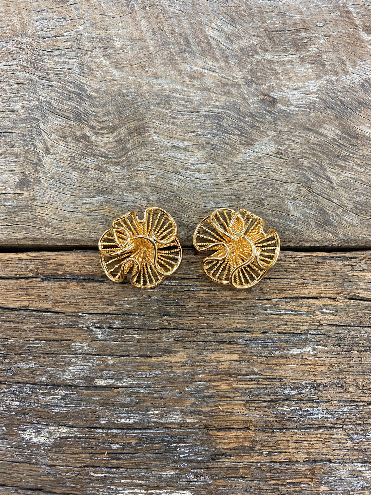 Earrings - Overlapping Petal Swirl Earrings