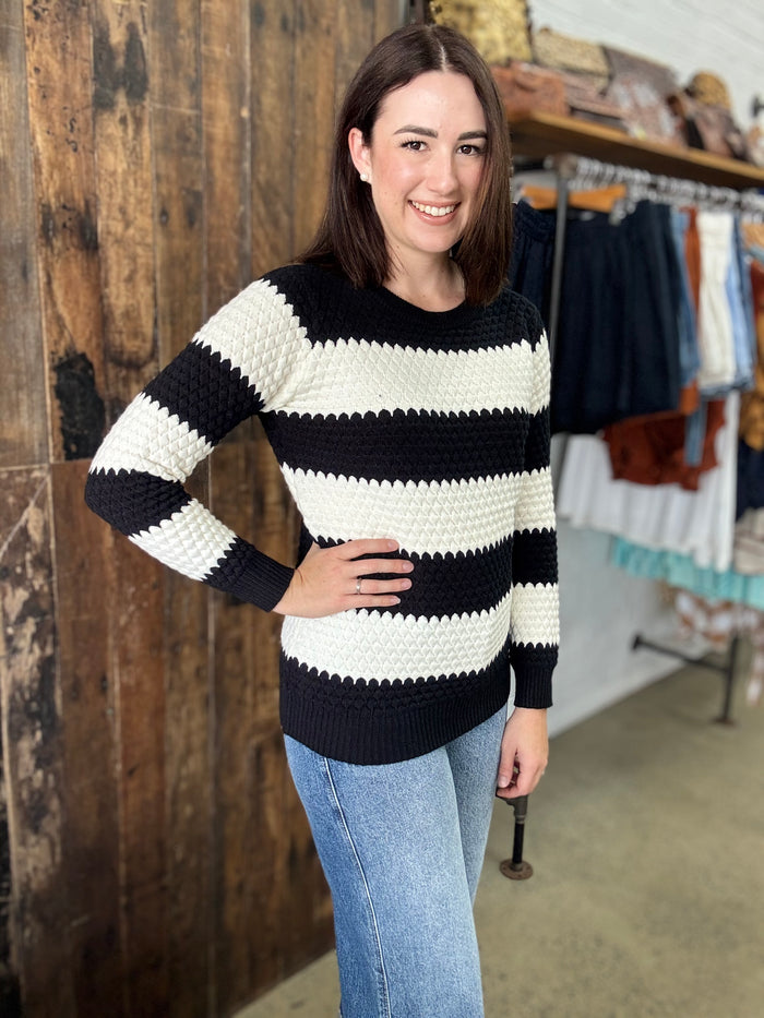 Wren Knit - Black & White