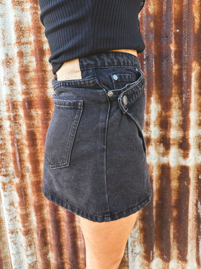 Lenni Mini Skort - Black