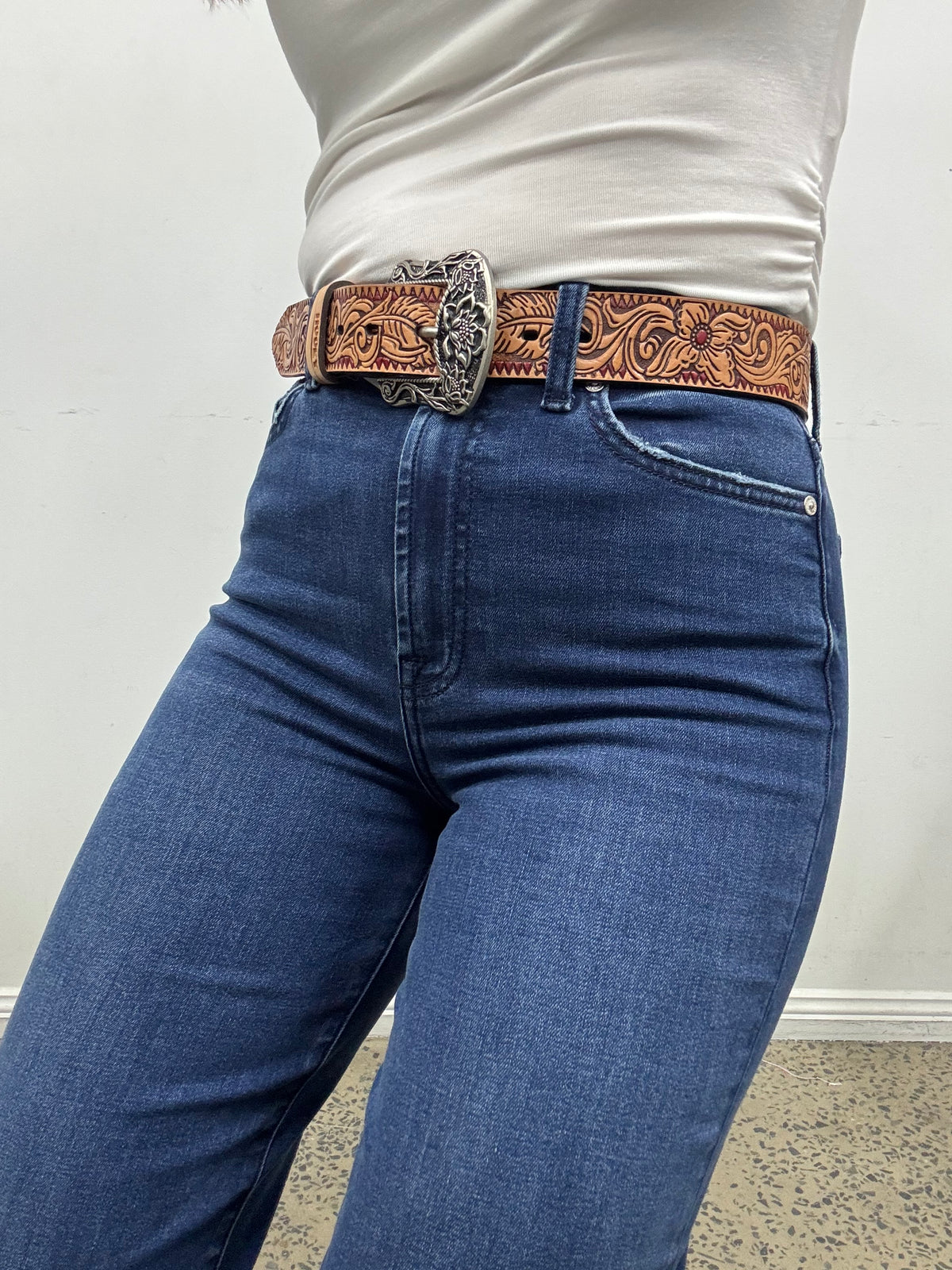 7 For All Mankind - Ultra High Rise Jo Crater