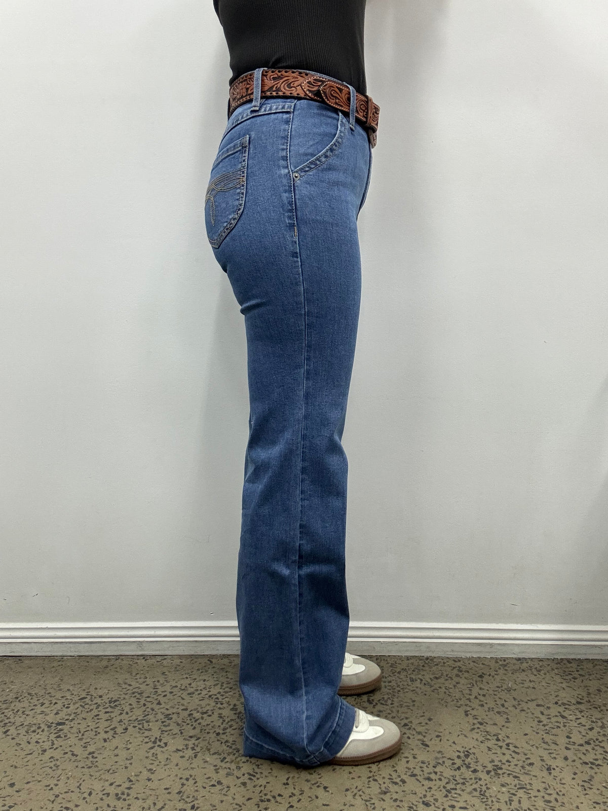Rock & Roll Cowgirl Jeans - BW6HD09098 - Rounded Pocket Wide Leg