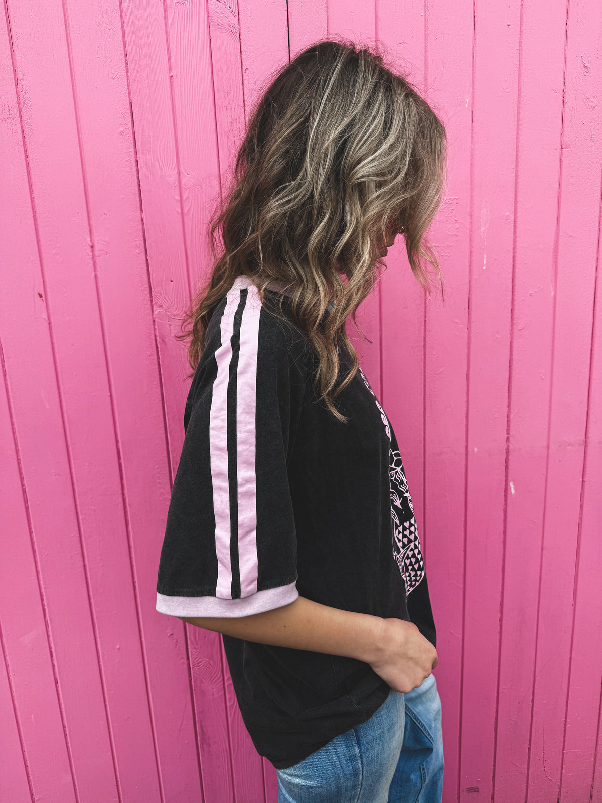 Coastal Cowboy Oversized Tee - Charcoal & Pink