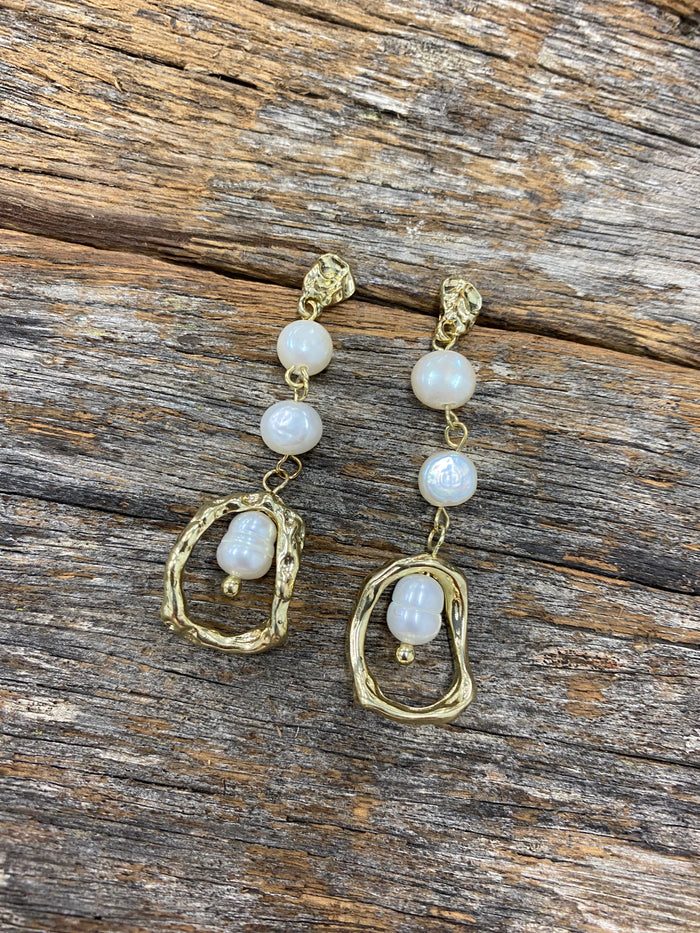 Katrina Earrings - Freshwater Pearls & Gold