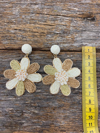 Flower Earrings - Natural White