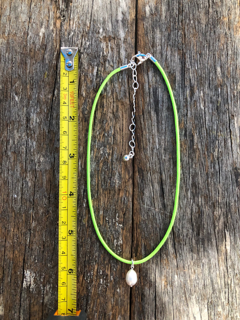 Pearl Choker - Green