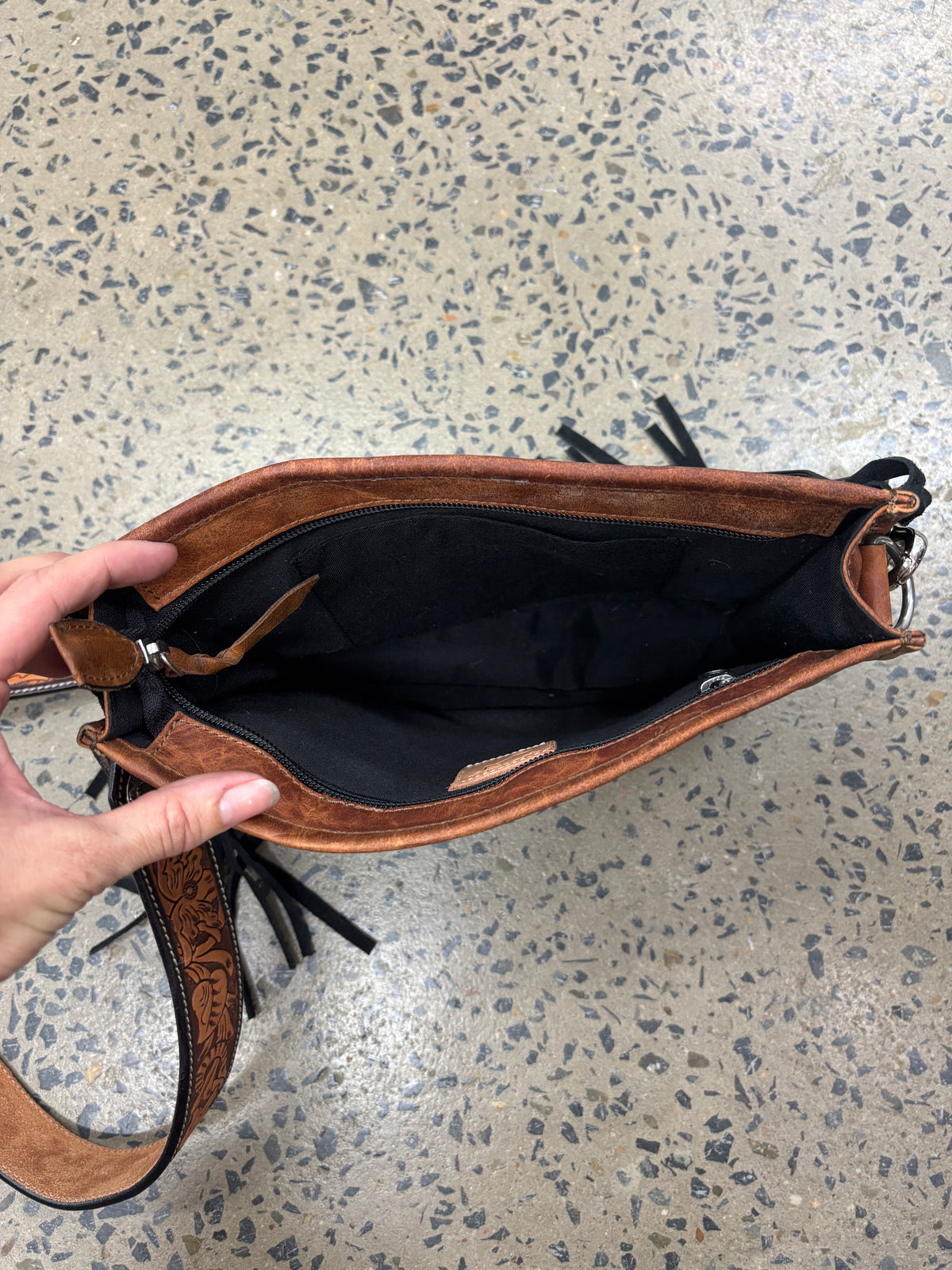 Christy - Crossbody