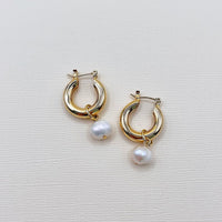 Greta Pearl Earrings - Gold