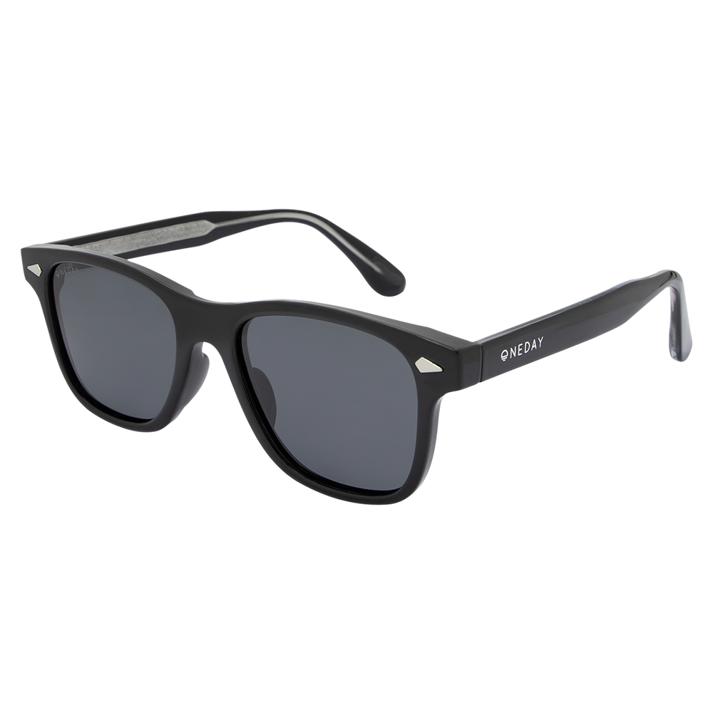 Oneday Sunglasses - Halston (Black Smoke)