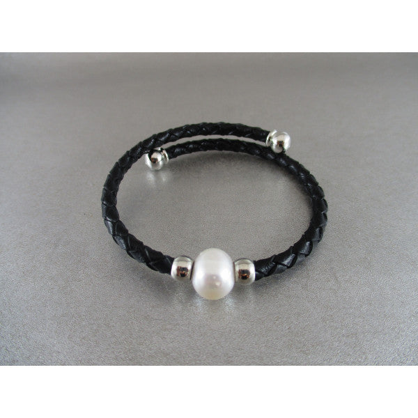 Plaited Leather & Pearl Bracelet - Black