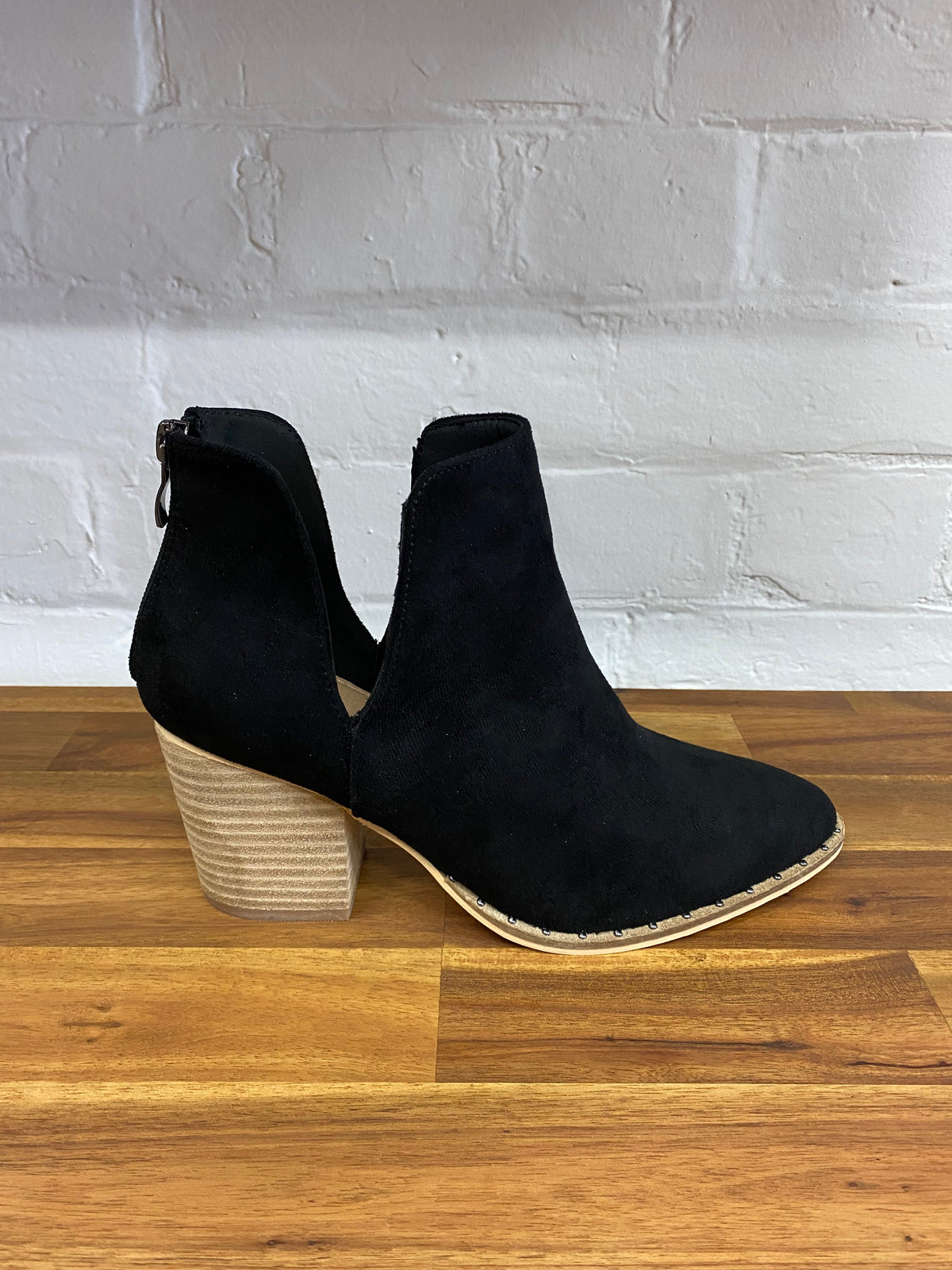 Shelby - Suede Black Booties