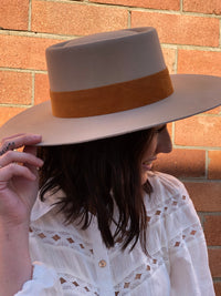 Dallas Felt Hat - Mary