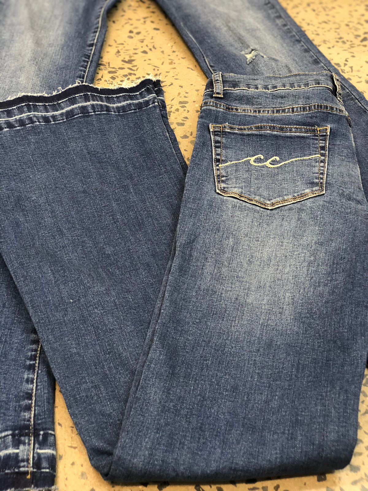 CC Western Jeans - Free Flare Jeans