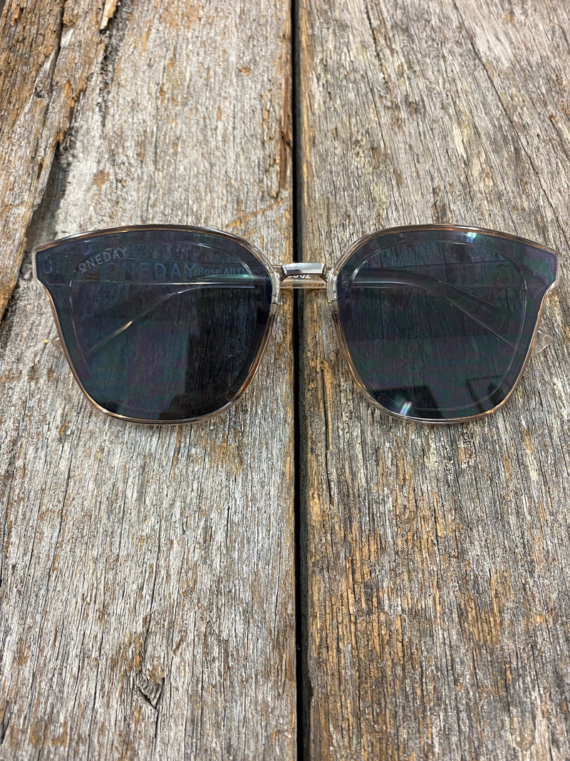 Rose' all Day Sunglasses - Grey and Smoke